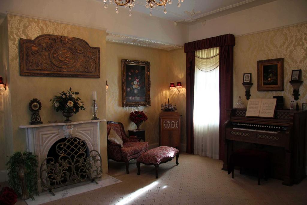 Bybee'S Historic Inn Джексонвилл Экстерьер фото