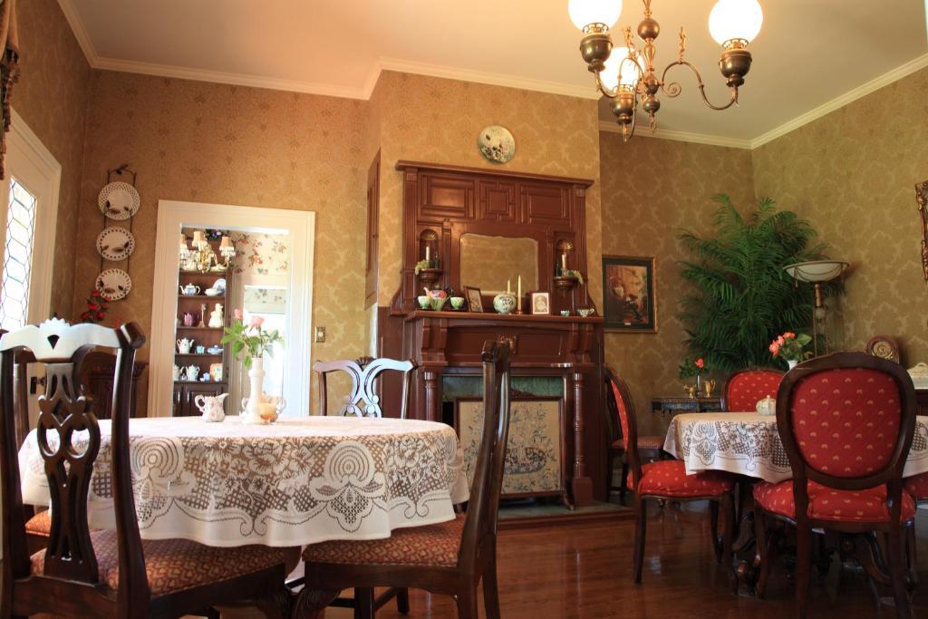 Bybee'S Historic Inn Джексонвилл Экстерьер фото